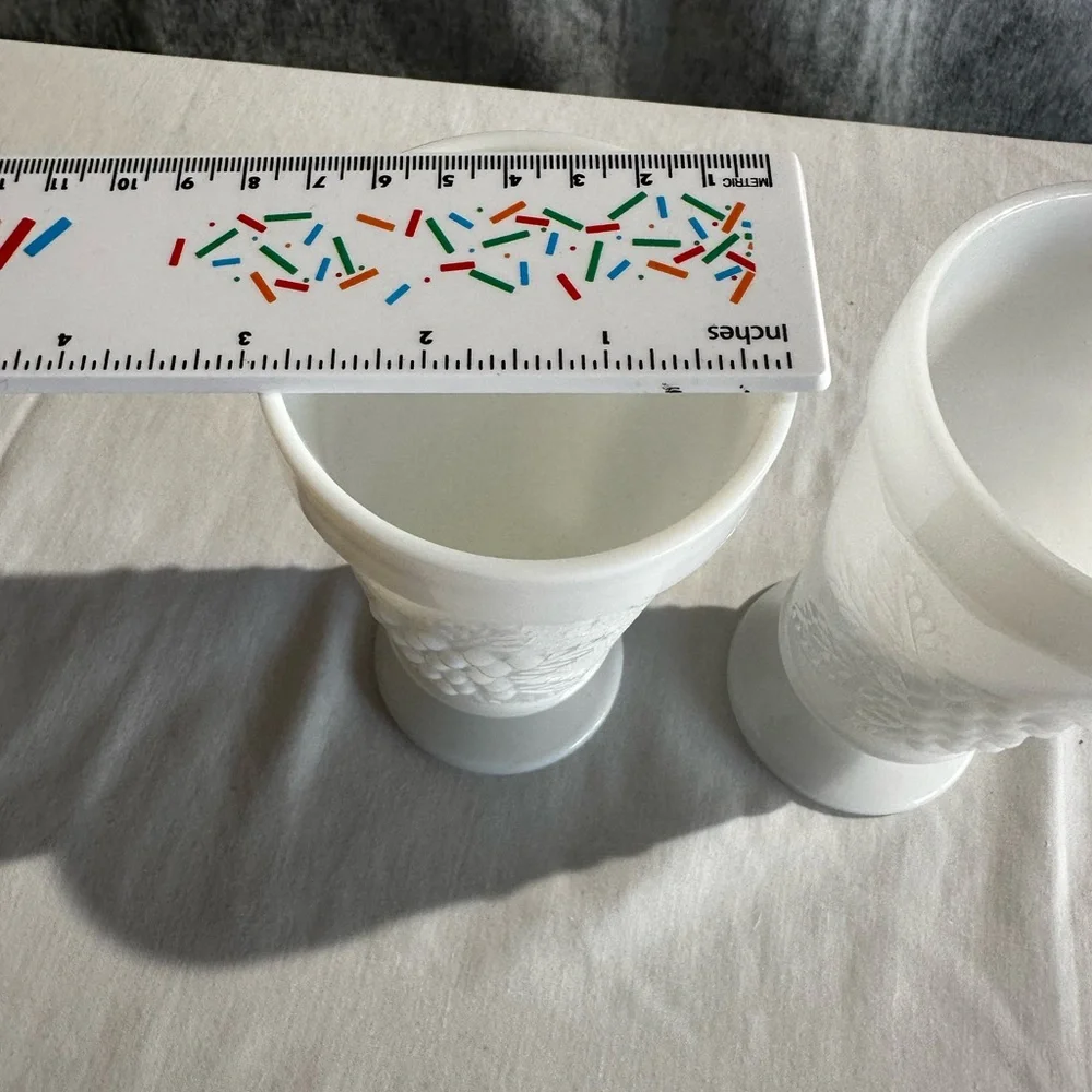 TWO VINTAGE WHITE MILK GLASS GRAPEVINE  PEDESTAL BASE - Picture 11 of 12